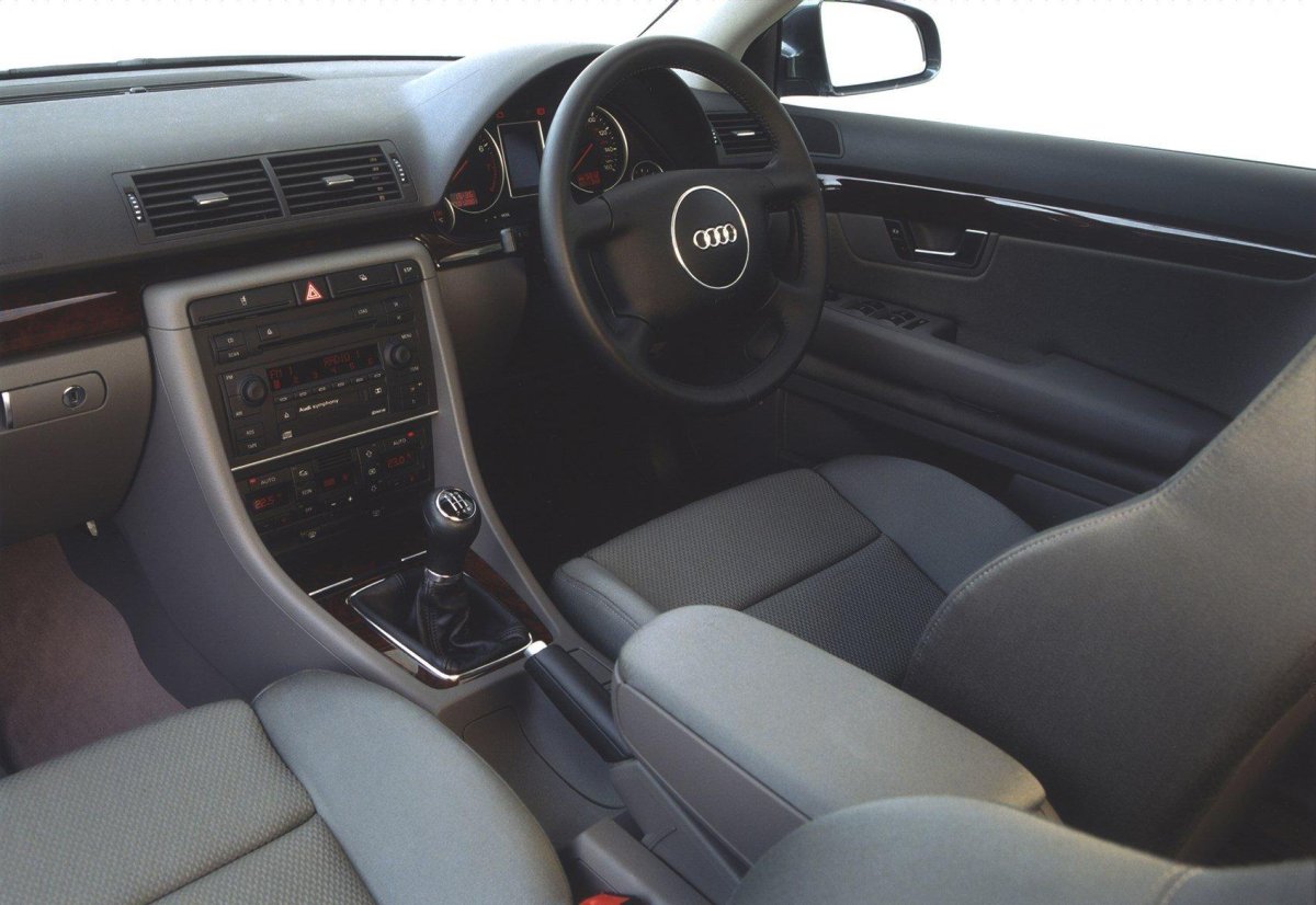 Ауди а4 б6 салон