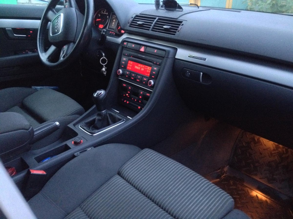 Audi a4 b7 s line салон