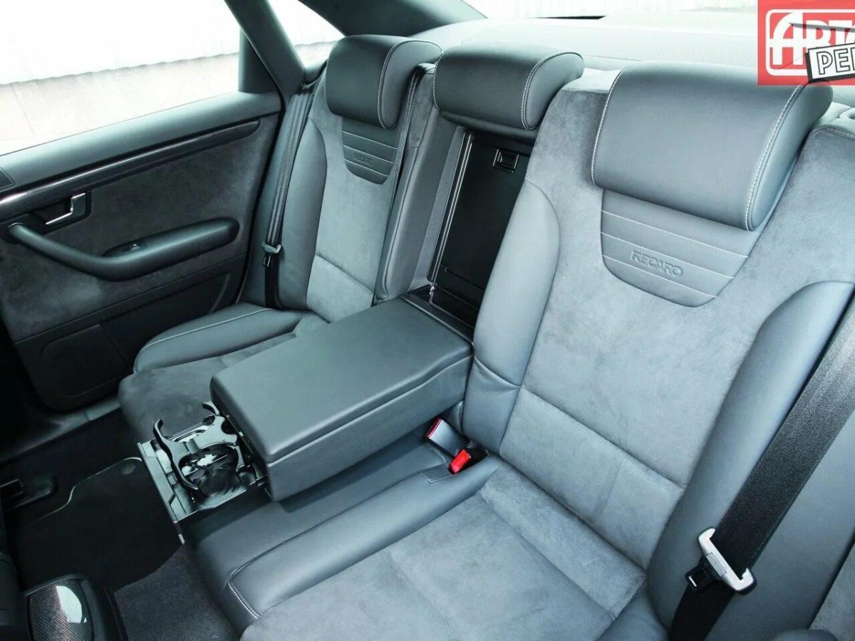 Ауди а4 2000 салон сзади