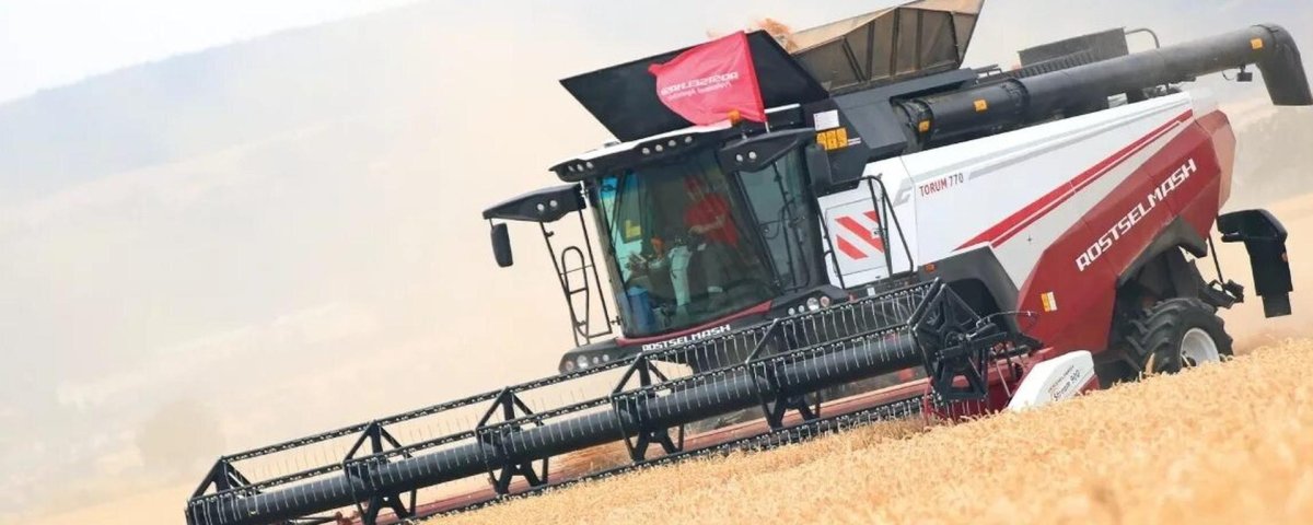 Комбайн Торум 785