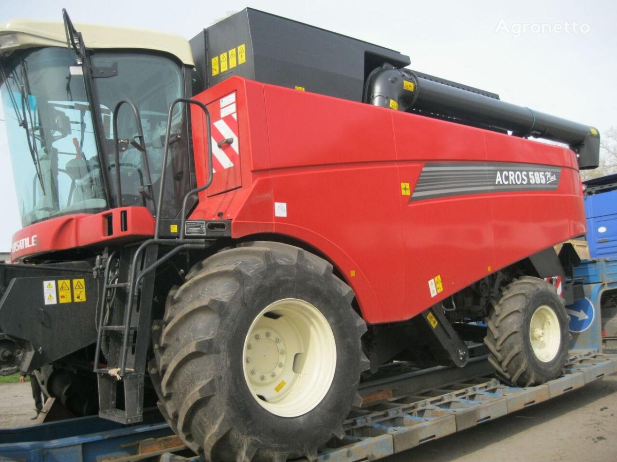 Зерноуборочный комбайн Acros 595 Plus