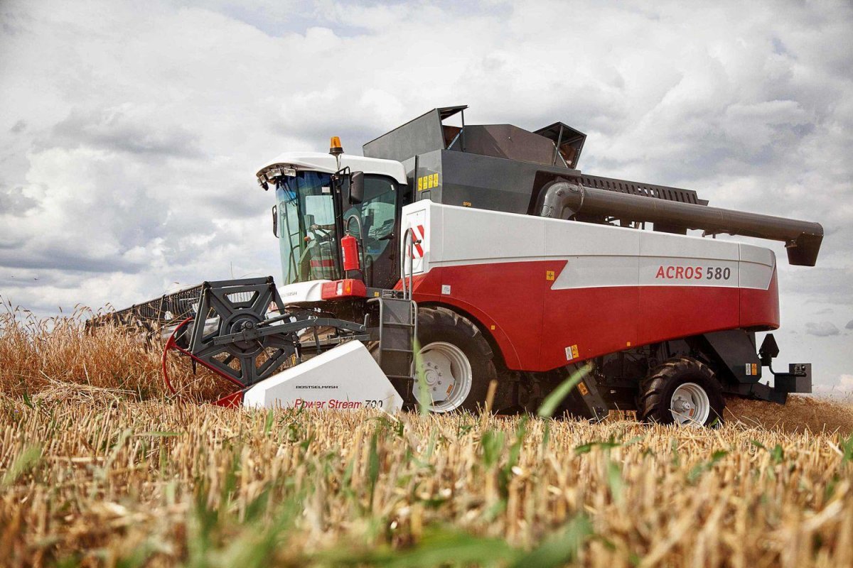 Комбайн Акрос 550