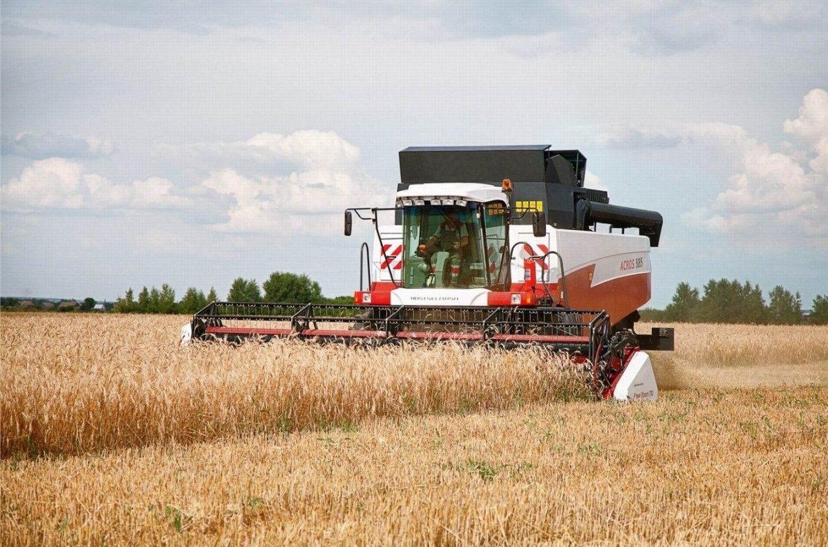 Зерноуборочный комбайн Acros 585