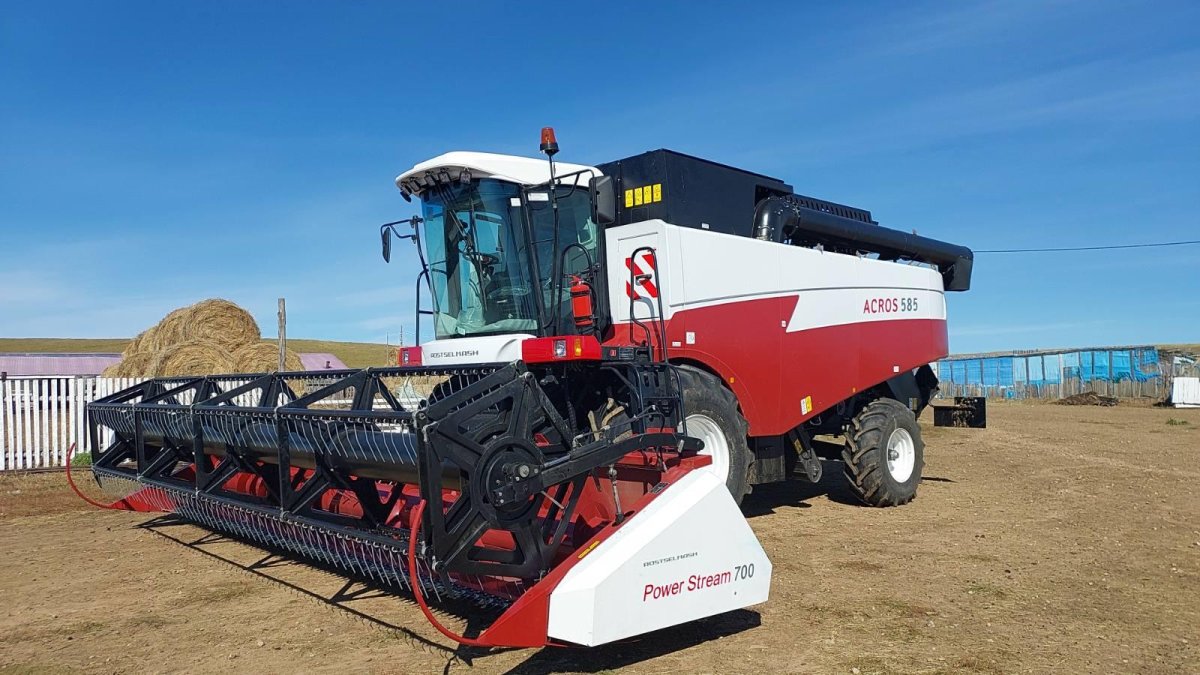 Зерноуборочный комбайн Acros 585