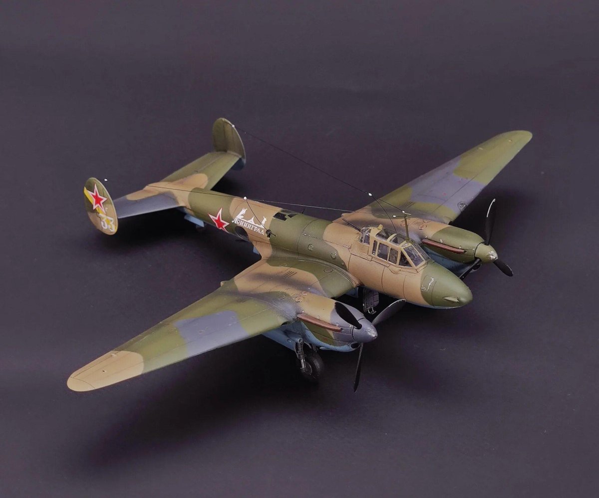 Пе-2 звезда 1/48