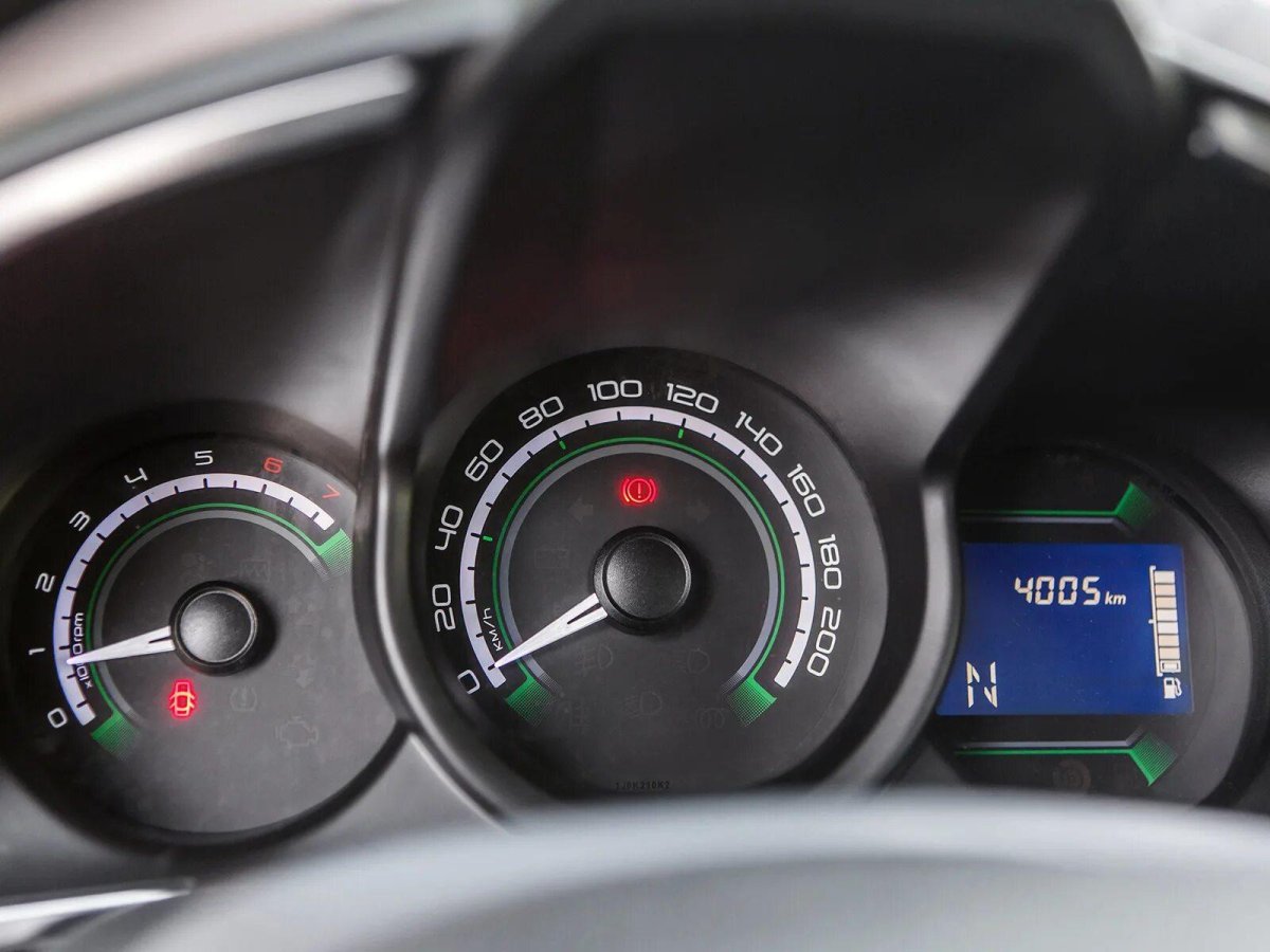 Приборная панель Лада Икс Рей