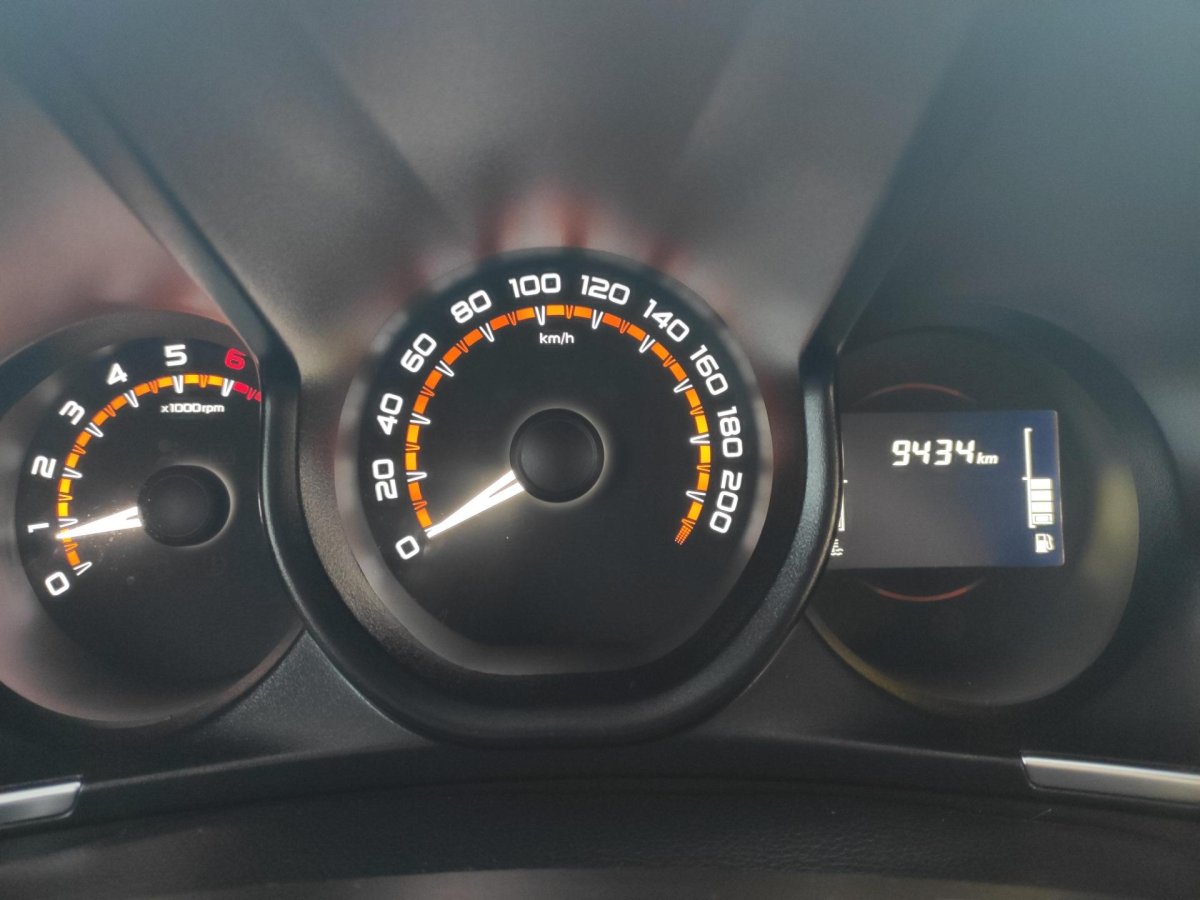 Приборная панель Лада х Рей