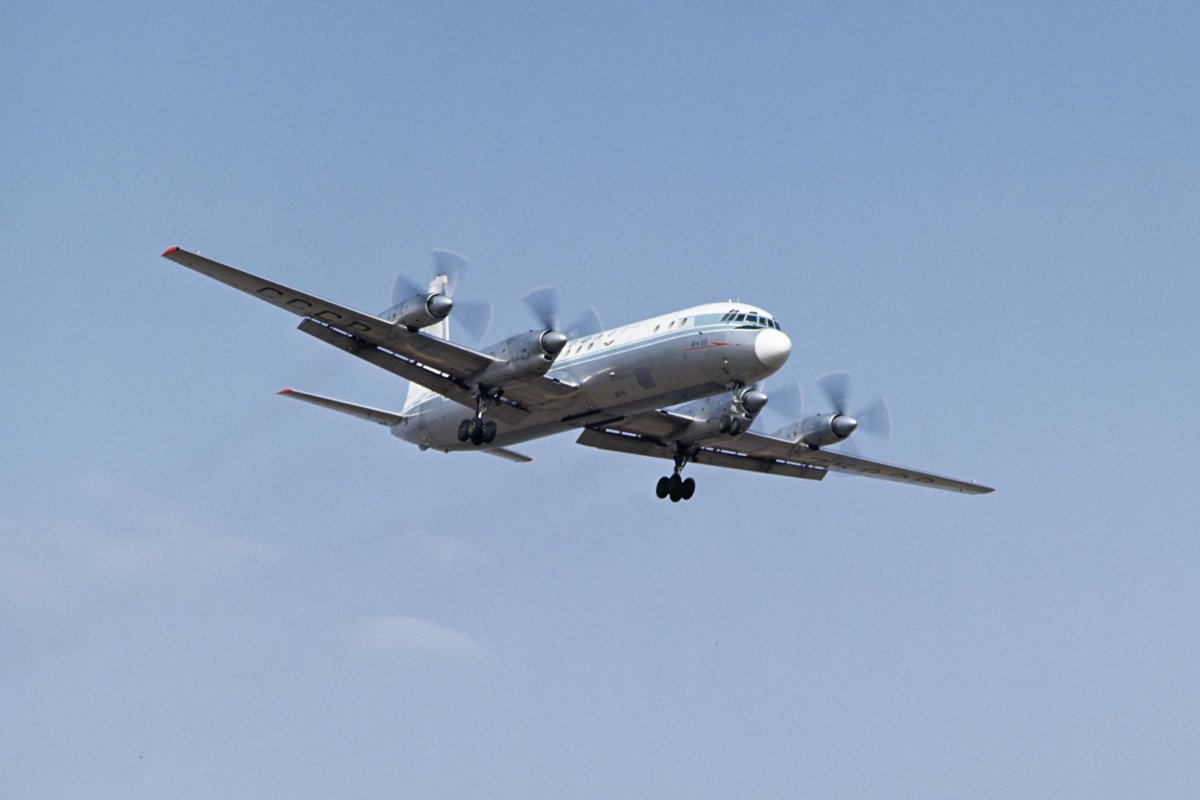 Шасси самолета ил-18