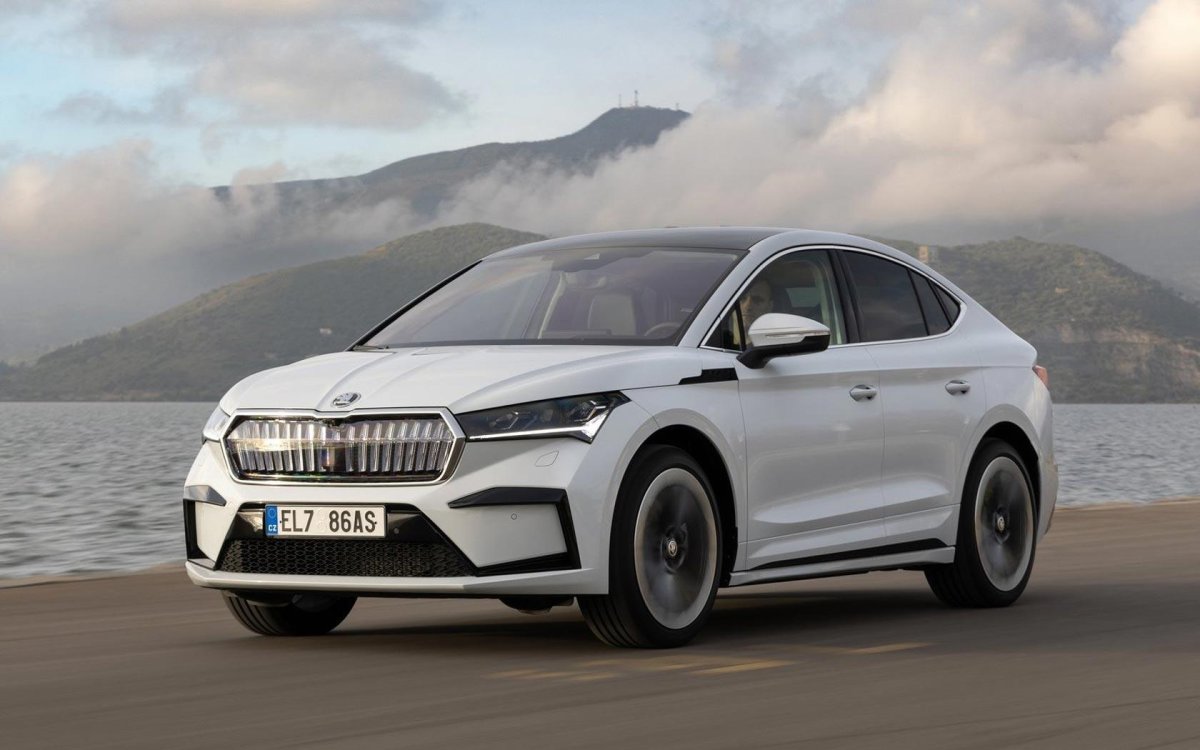 Шкода ENYAQ 2022