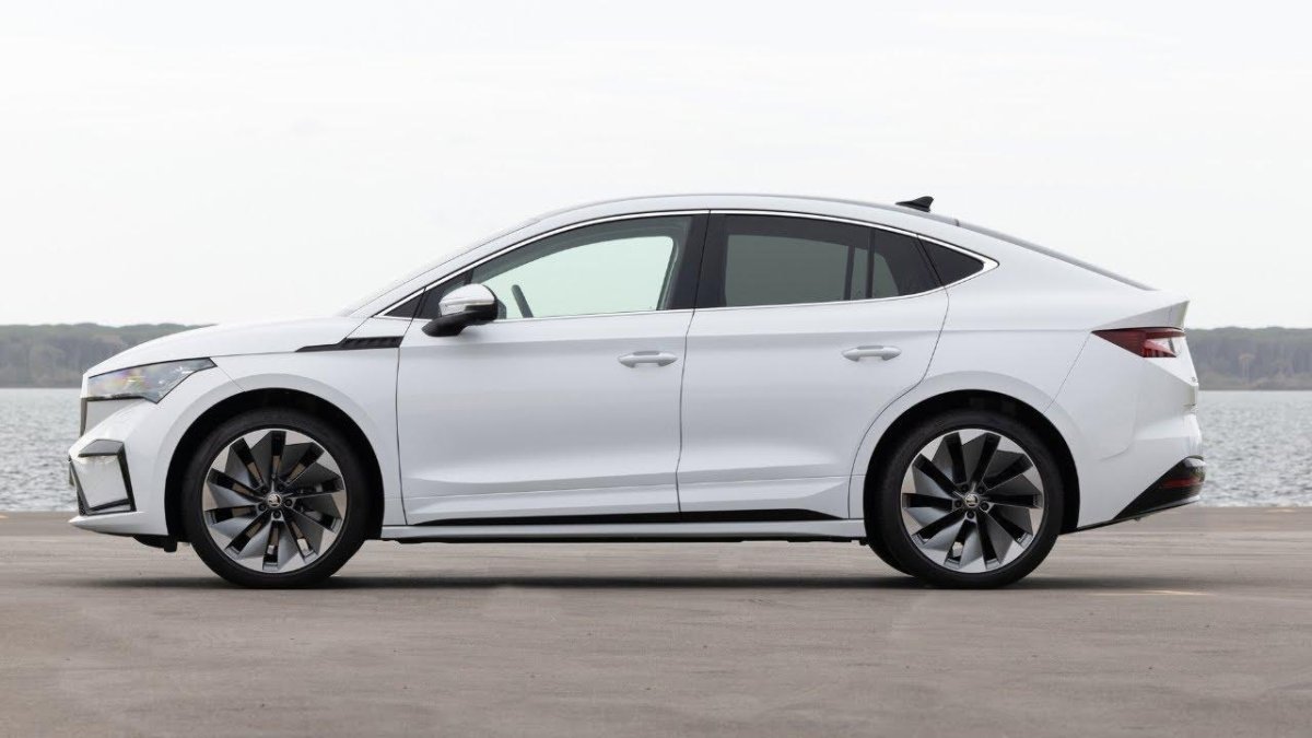 Ли 9 белый автомобиль