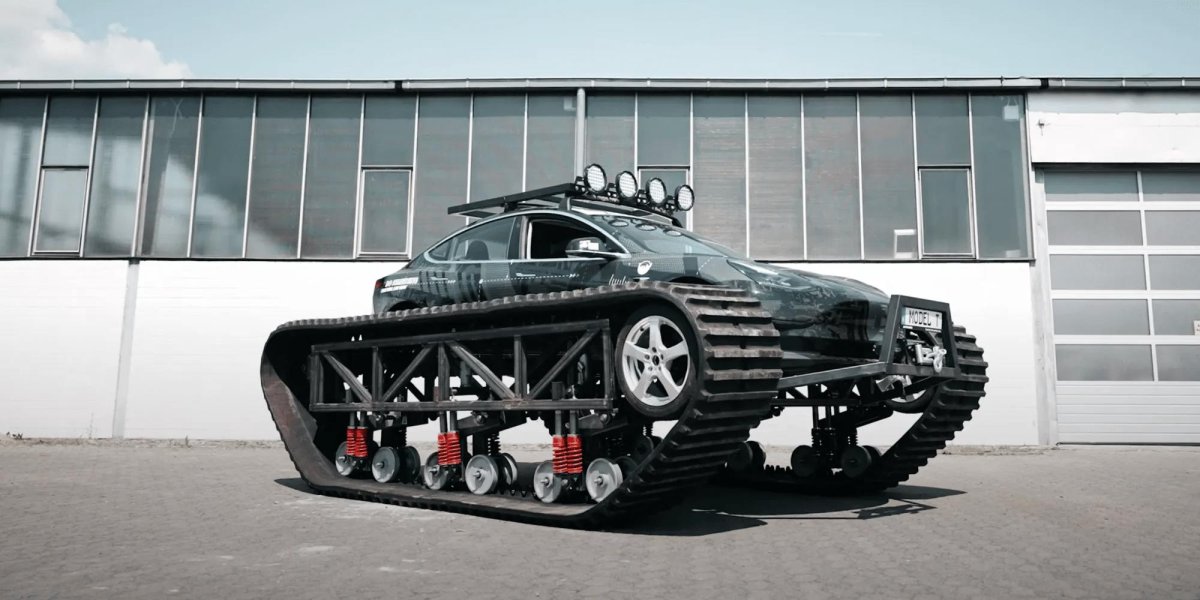 Тесла вездеход