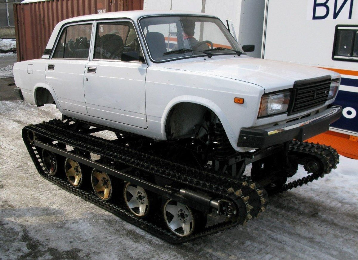 ВАЗ 2107 гусеничный вездеход