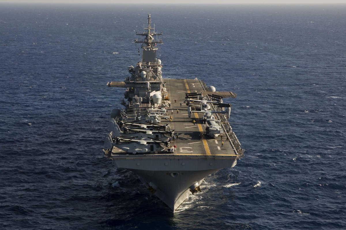 Авианосец USS Kearsarge