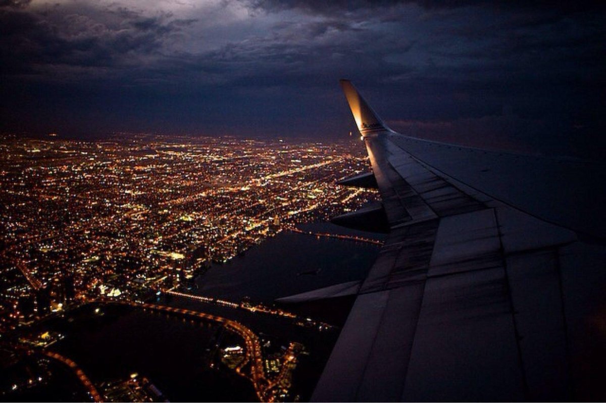 Вид с самолета ночью