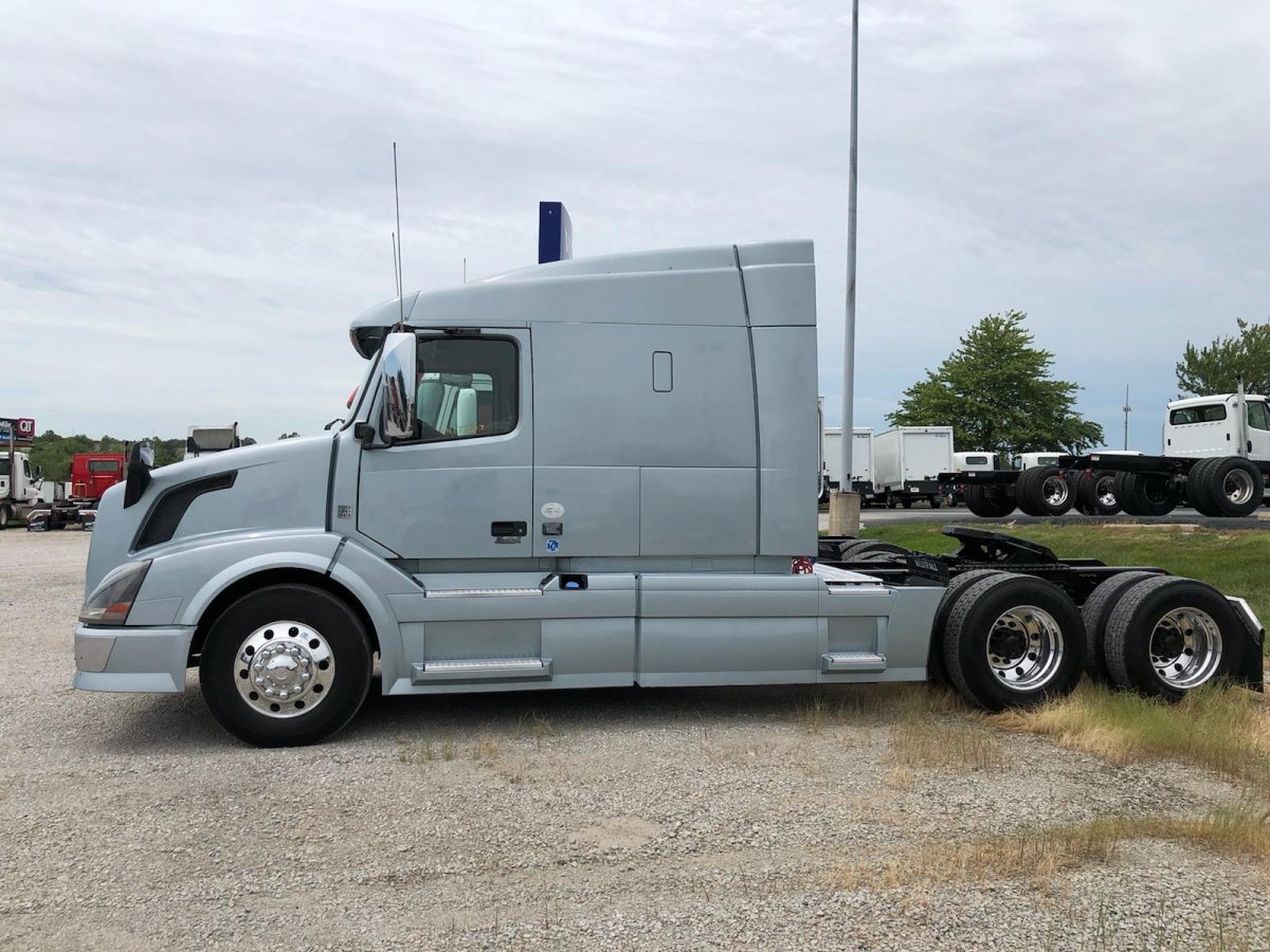 Вольво VNL 630