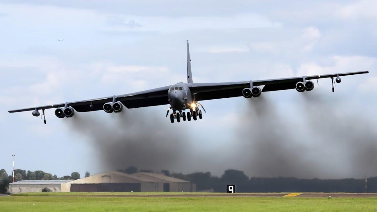 Boeing b-52 Stratofortress самолёт