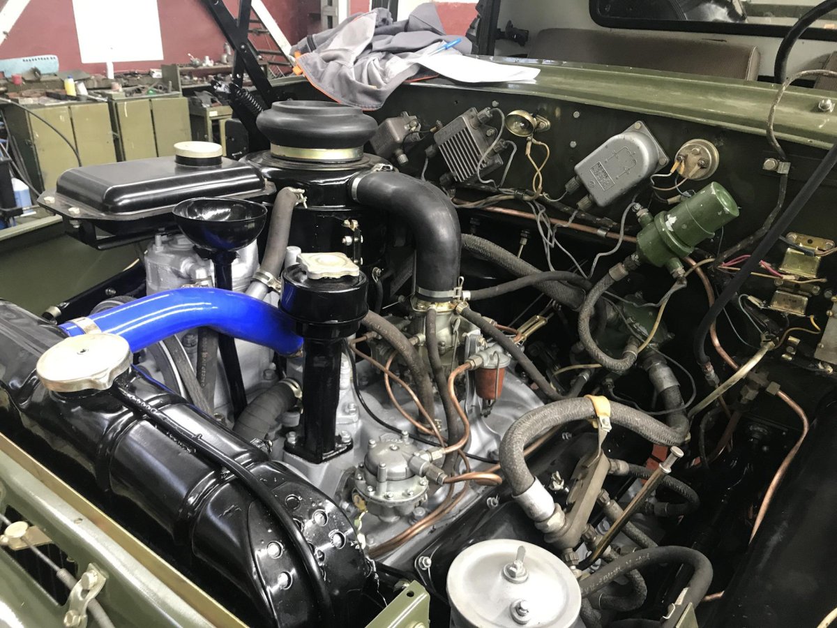 ЗИЛ 131 под капотом