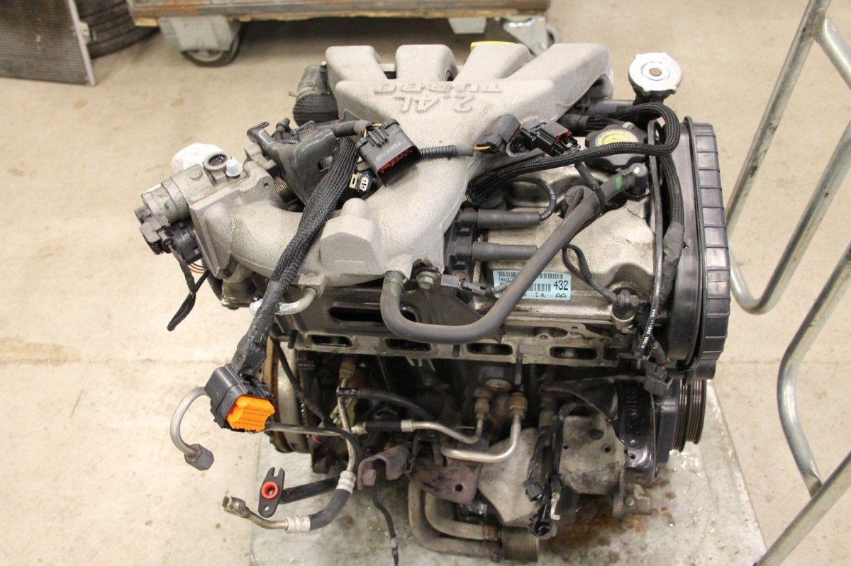 Двигатель 2.4 Chrysler pt Cruiser