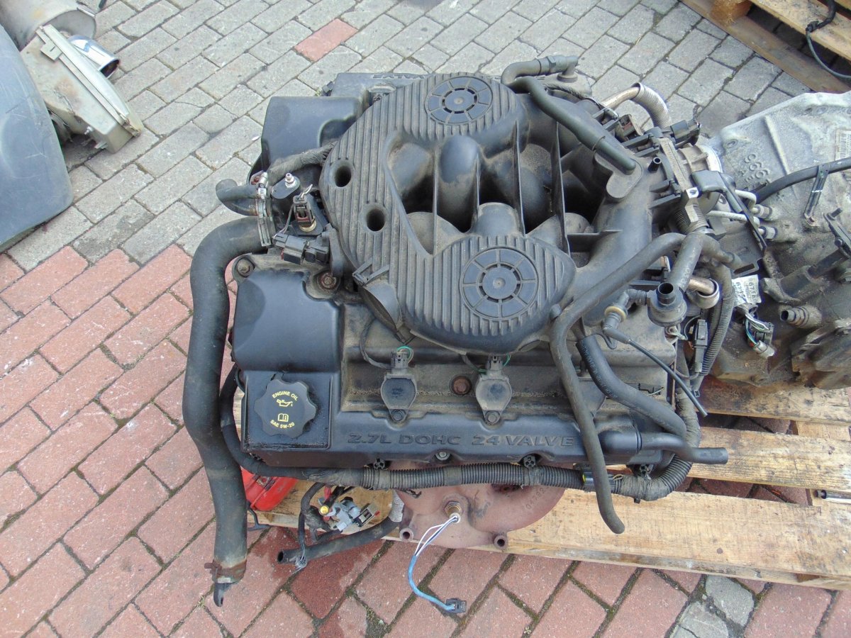 Chrysler Sebring 2.7 мотор
