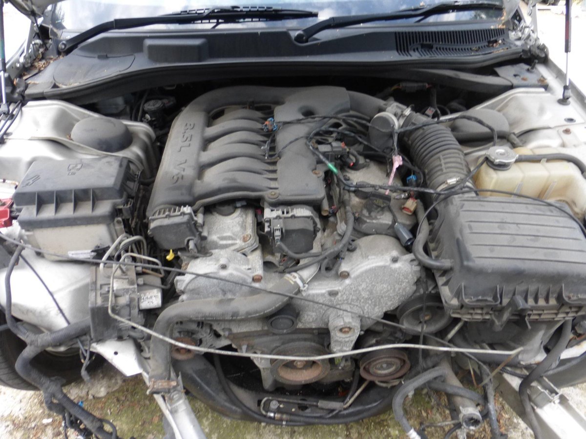 Chrysler 300c 3.5 двигатель