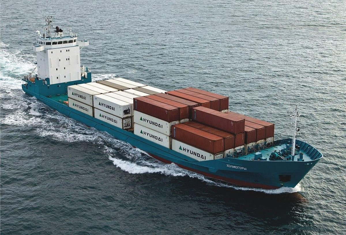 Холмогоры судно