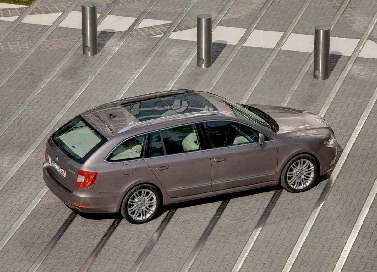 Шкода Суперб 2 Комби