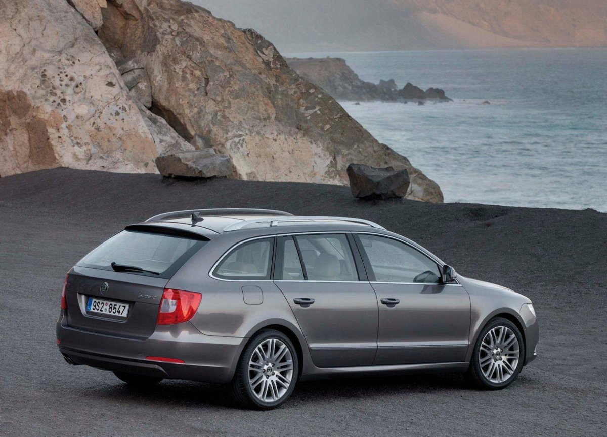 Škoda Superb Combi