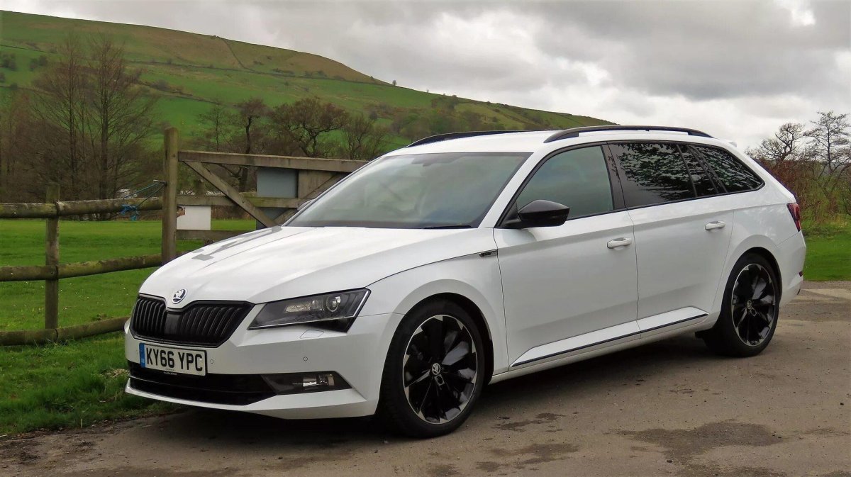 Skoda Superb Sportline 4x4
