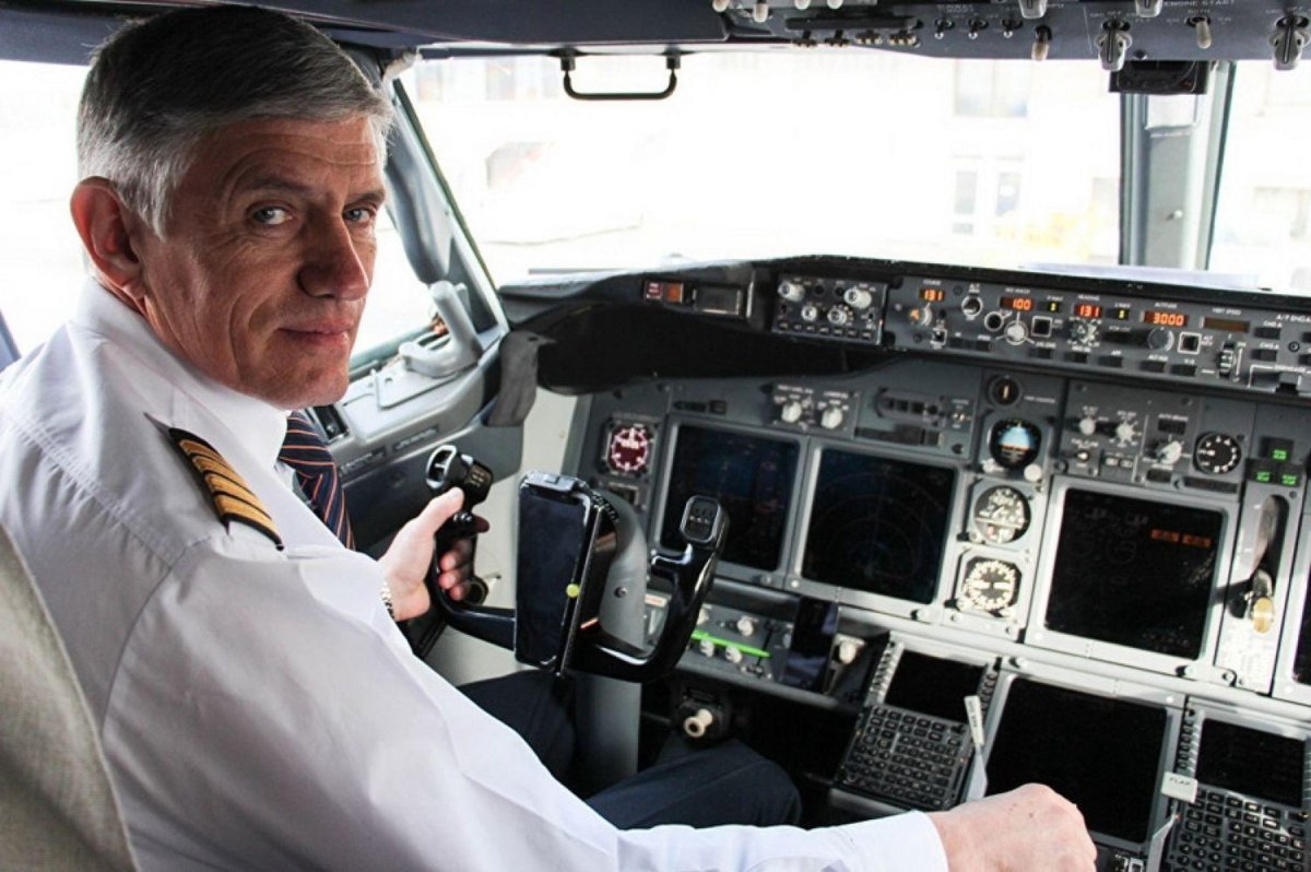 Виктор Калиманов пилот гражданской авиации