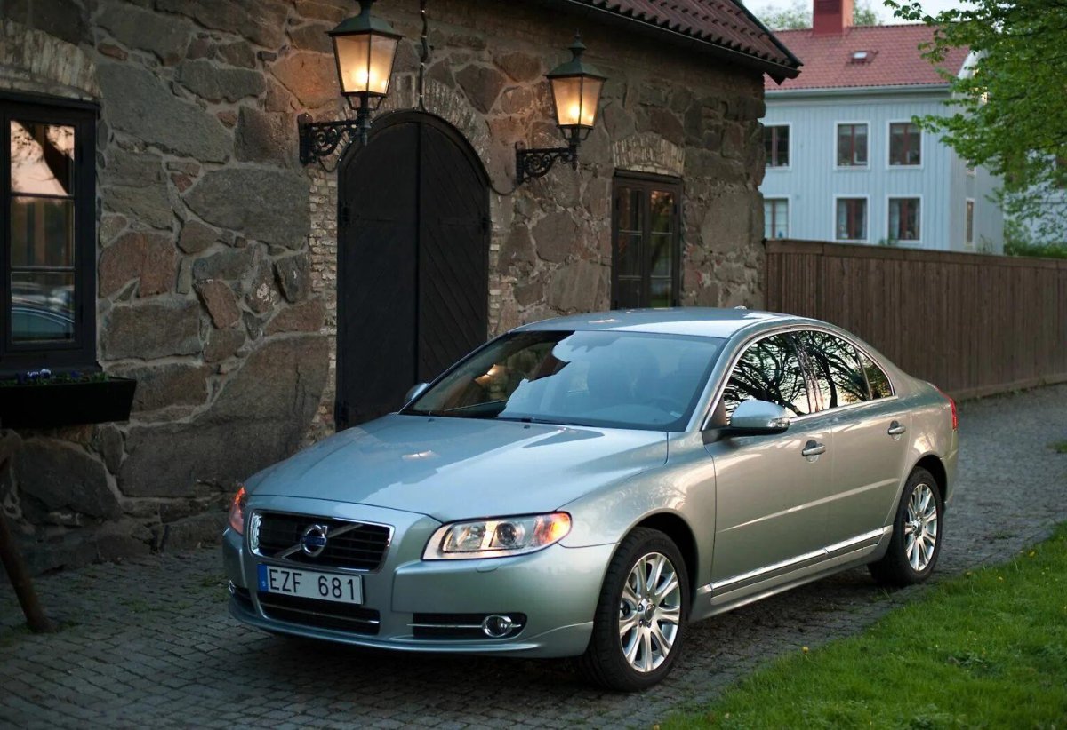 Volvo s80 II