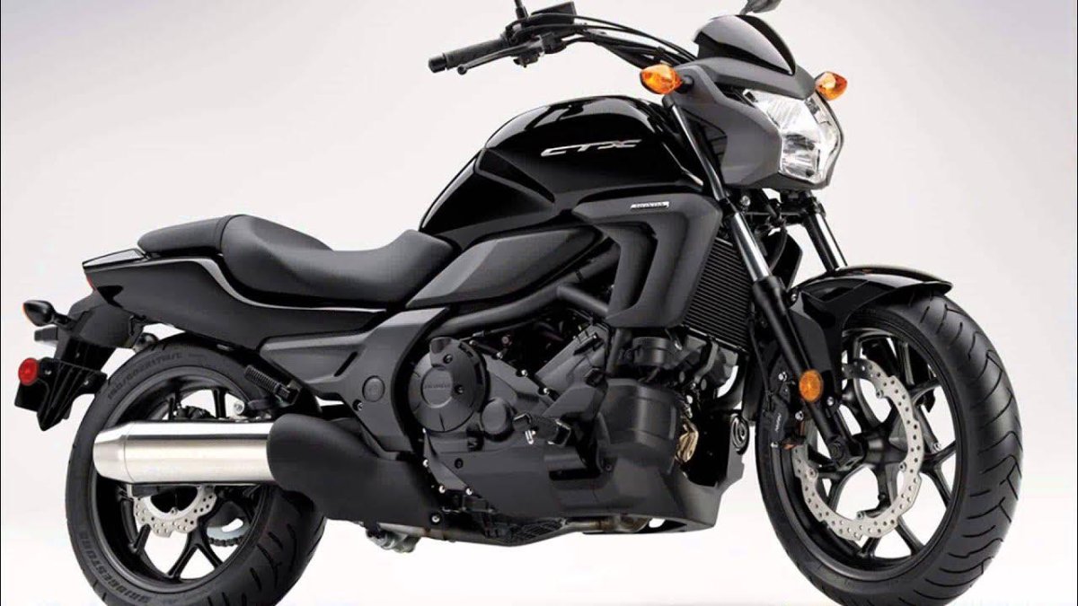 Мотоцикл Honda ctx700n