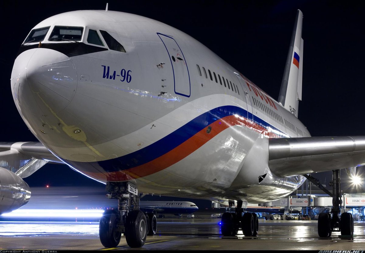 Ил-96 пассажирский самолёт