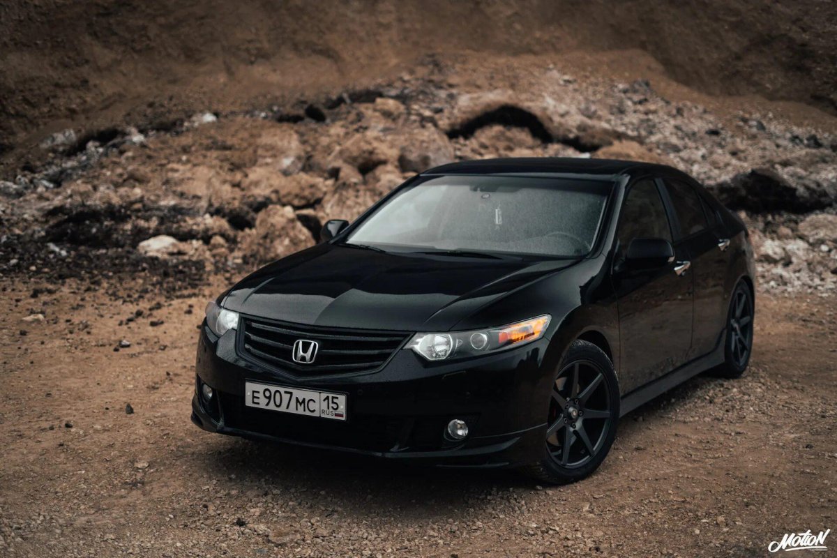 Хонда Аккорд 8 черный