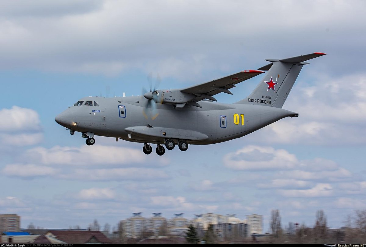 Ил112в и ан140