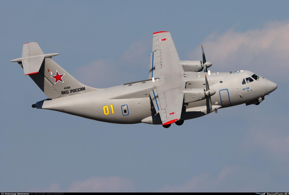 Ил-112 кабина