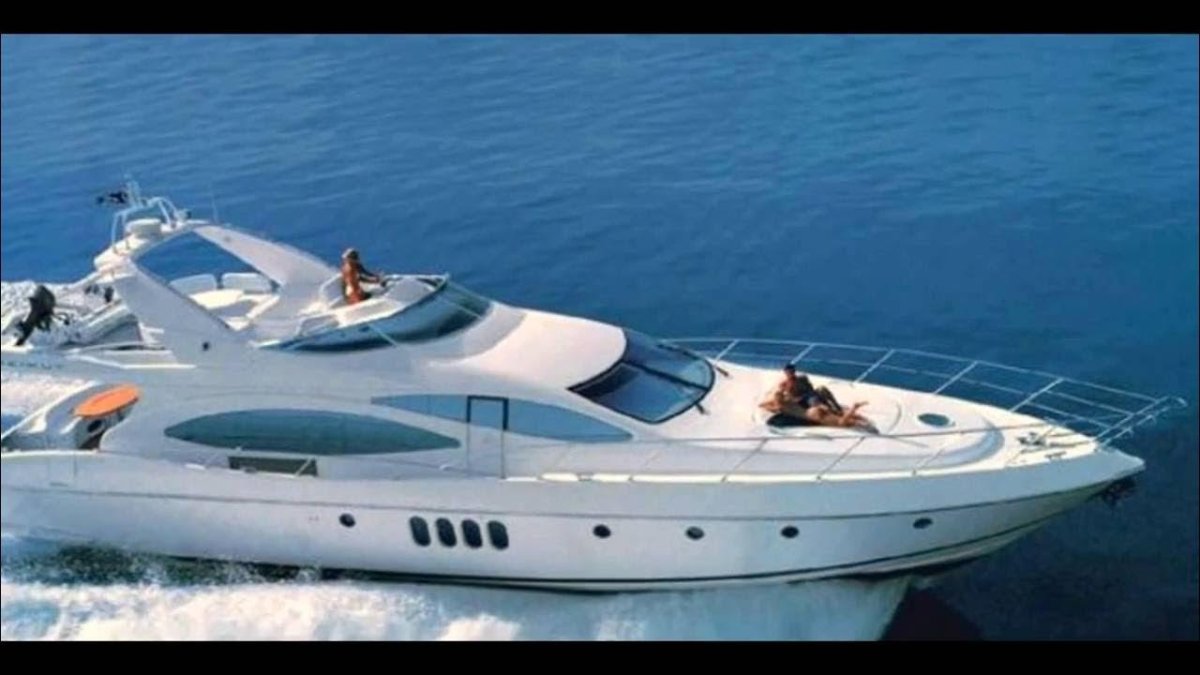 Азимут 68 яхта