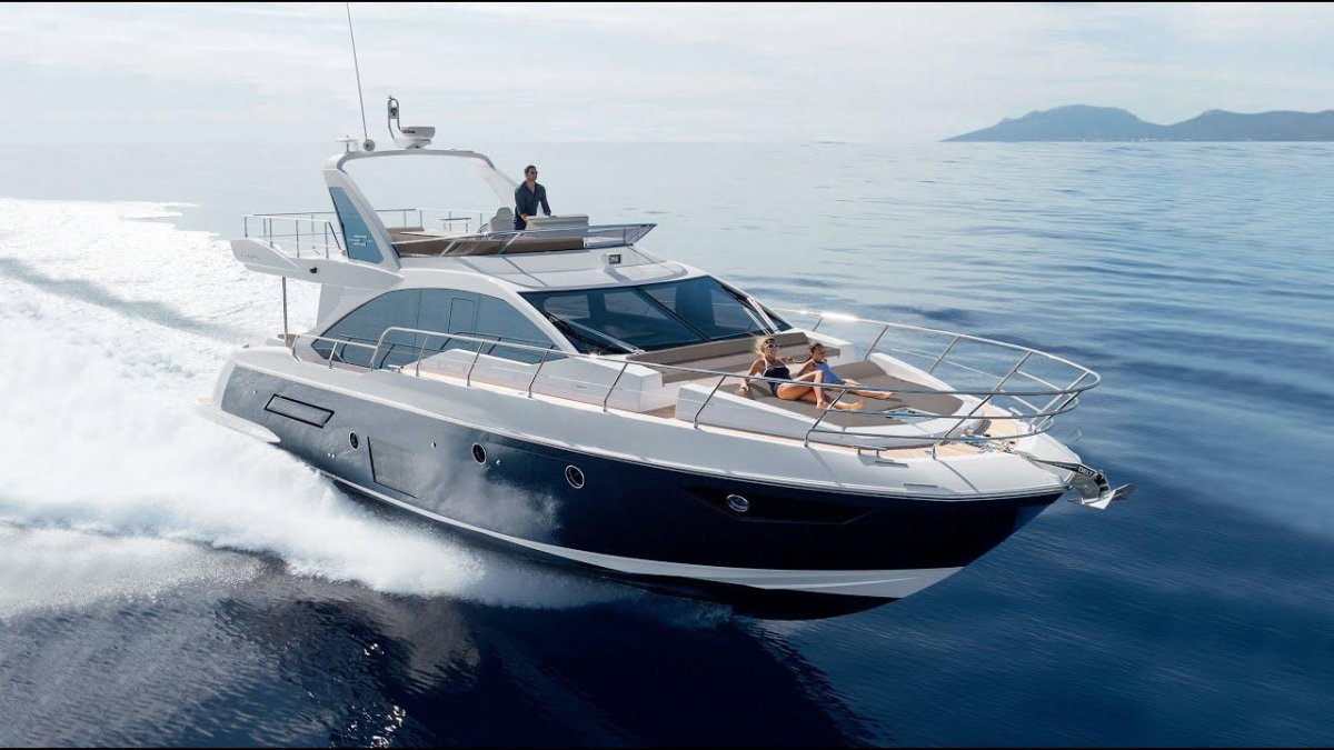 Azimut 50 Fly