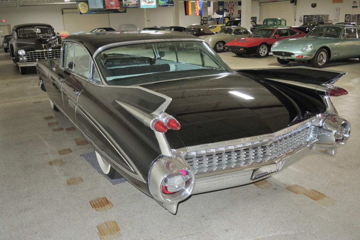 Кадиллак Fleetwood 1959