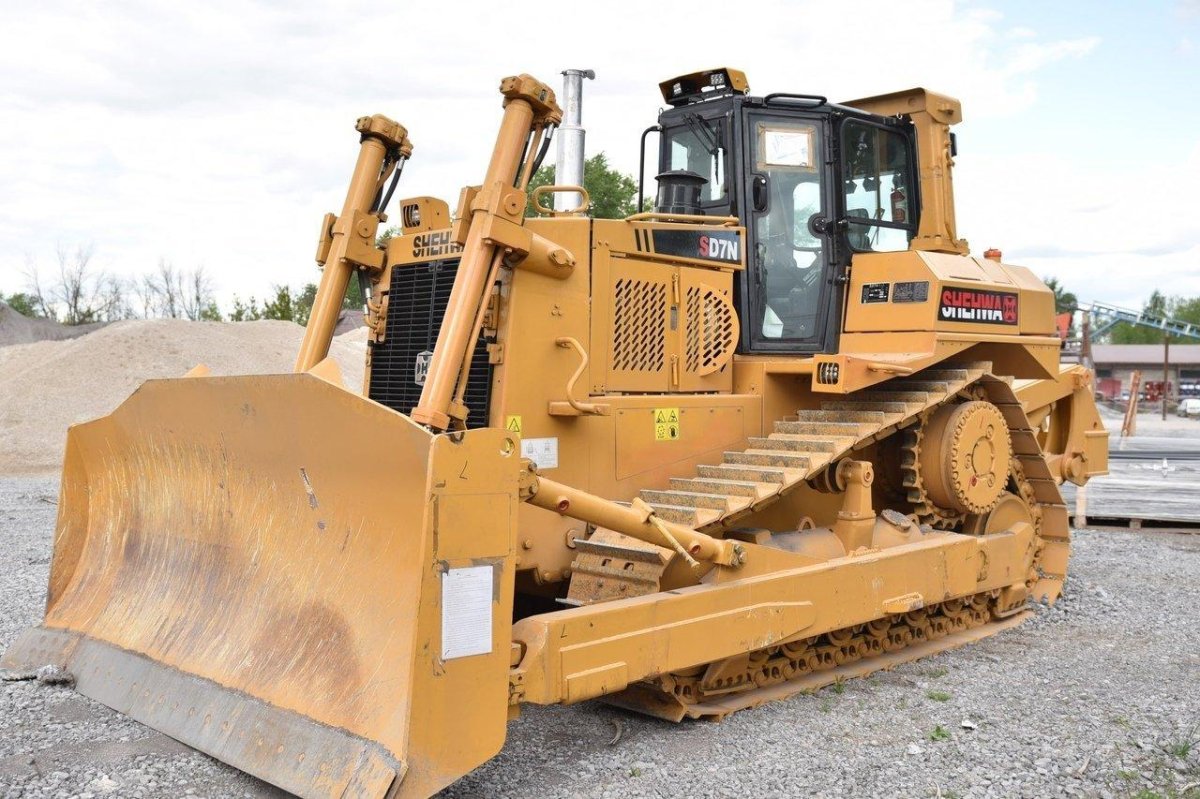 Бульдозер Shehwa sd7