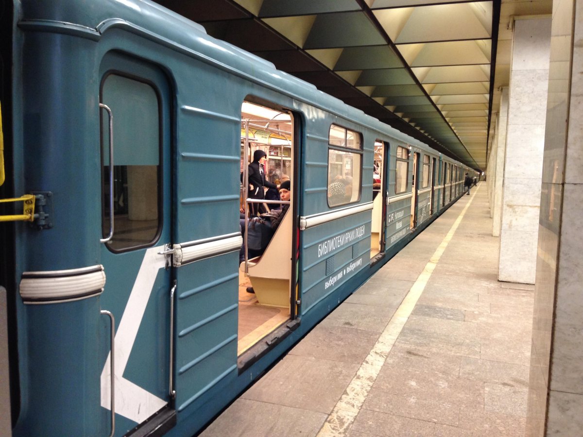 Поезд Москва на Калужско Рижской линии