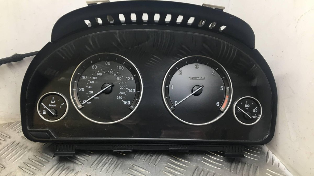 Щиток приборов БМВ 7 2012 Г