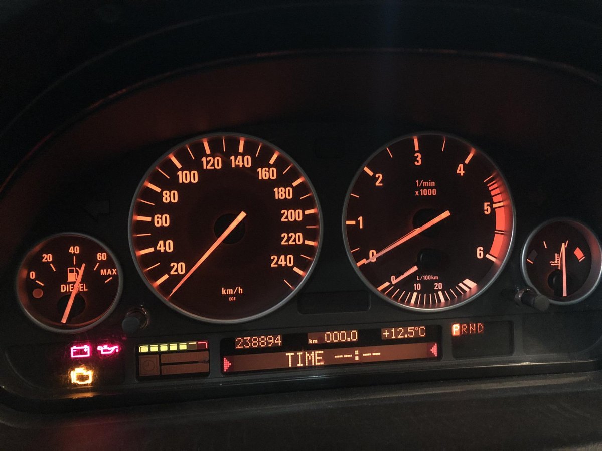 Приборная панель БМВ е53