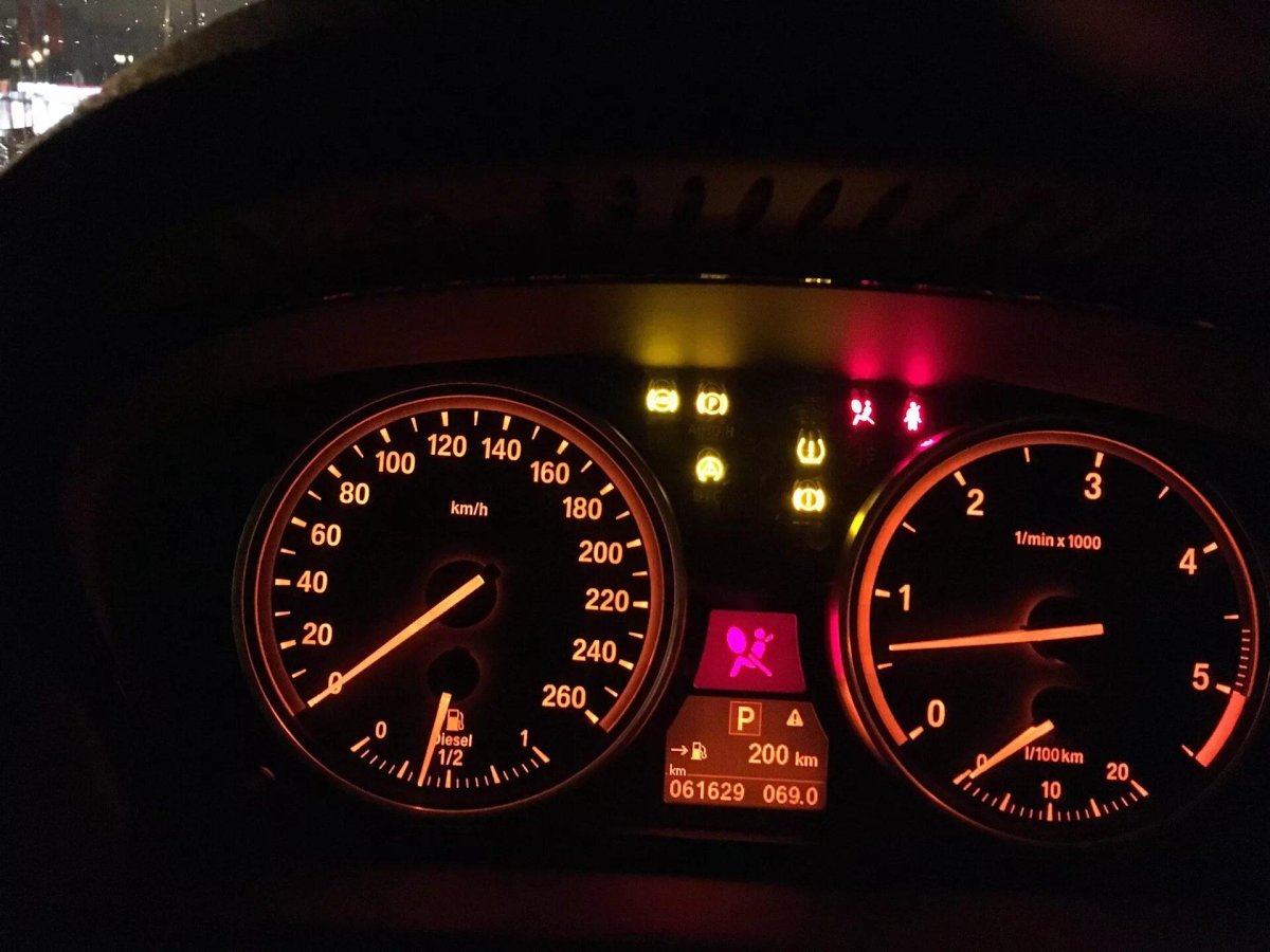 Приборка x5 e70