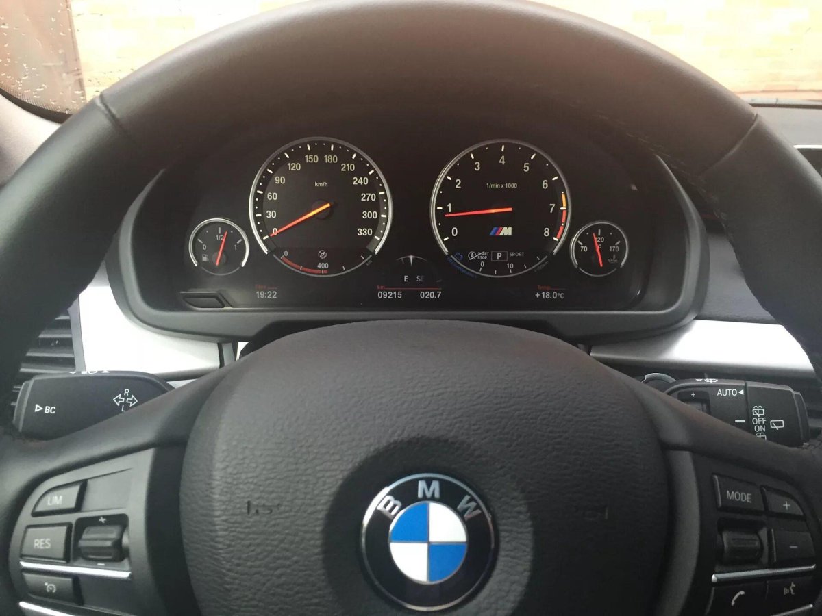 Приборная панель BMW x6