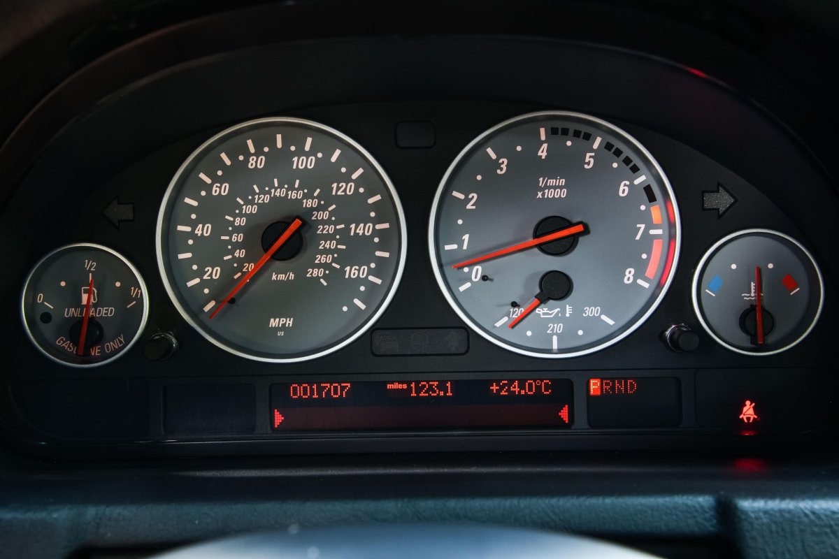 Приборка БМВ х5 е53 4.8