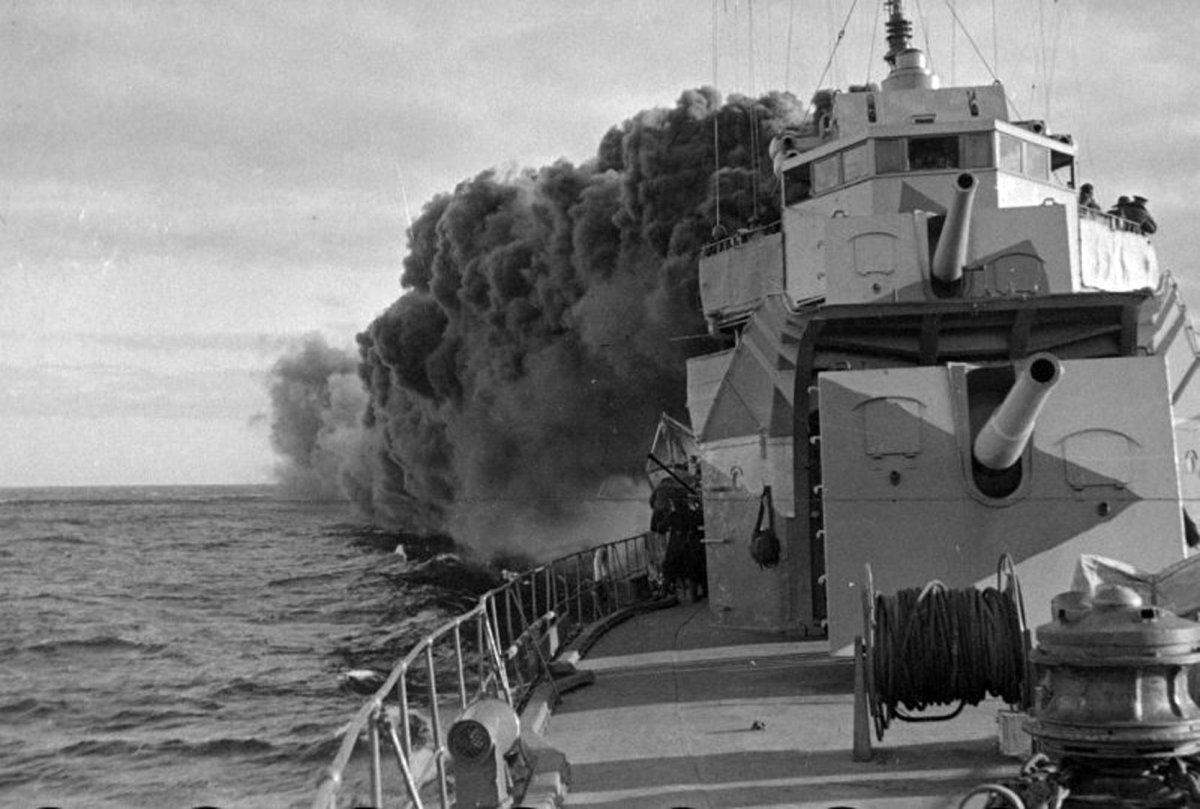 Гремящий эсминец, 1937