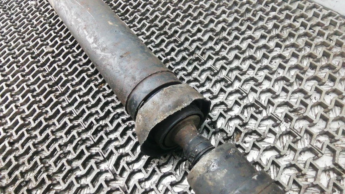 Land Rover вал карданный