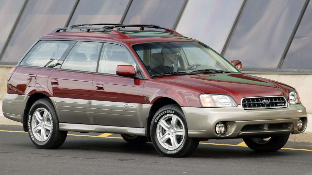 Субару Аутбек 2000