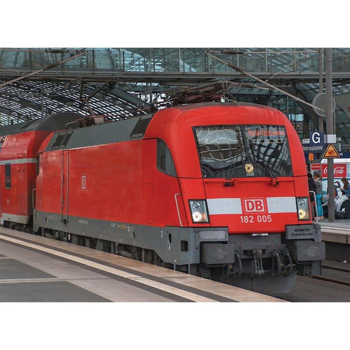 Локомотив br182