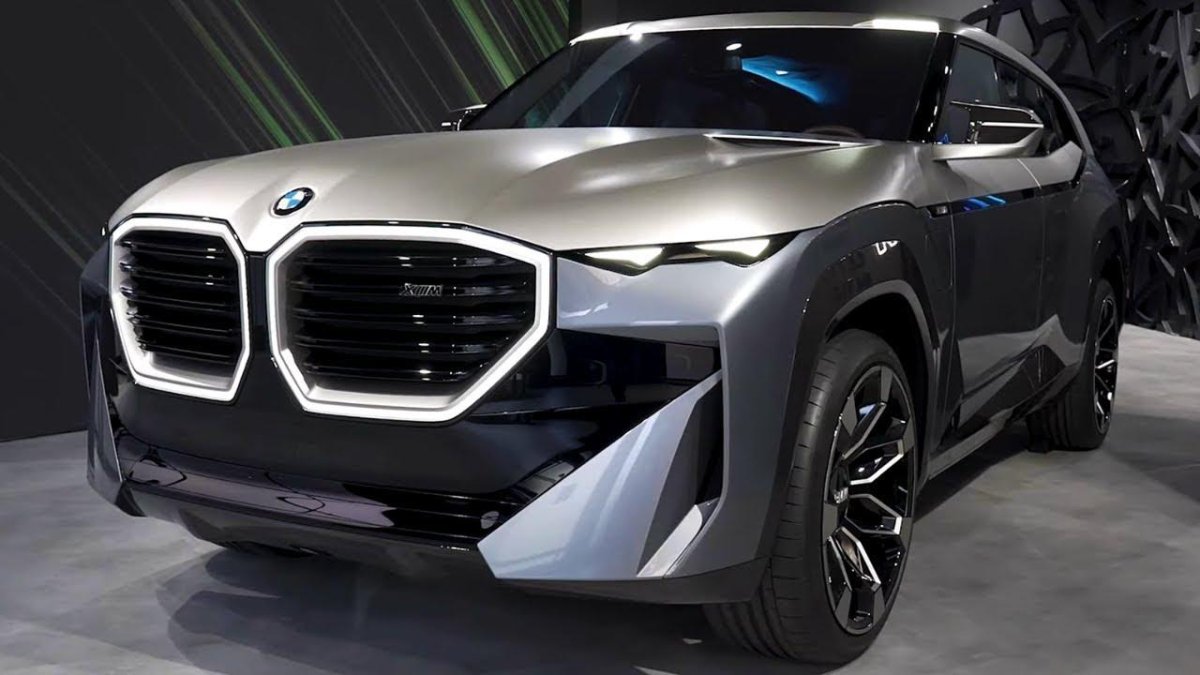 BMW XM SUV 2023